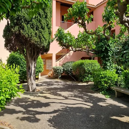 T3 A 150m De La Apartment *
